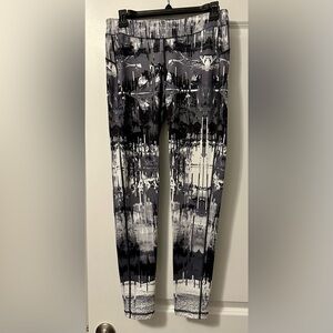 Reebok leggings,size M, excellent condition